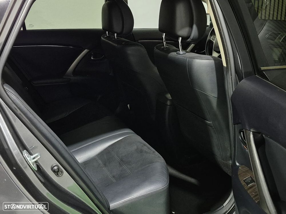 Toyota Avensis SW 2.0 D-4D Exclusive +GPS - 18