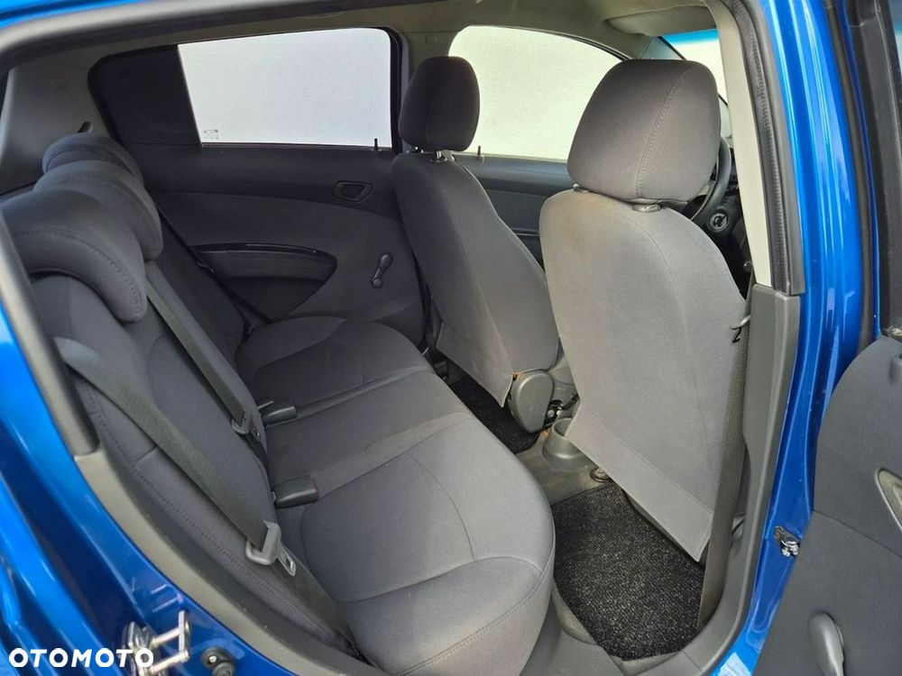 Chevrolet Spark - 12