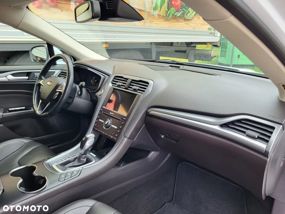 Ford Mondeo 2.0 Hybrid Titanium GPF - 29