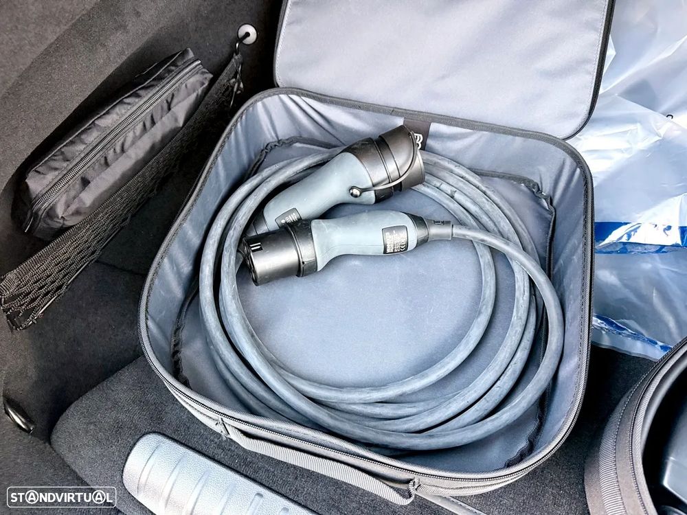 Mercedes-Benz E 300 de - 37