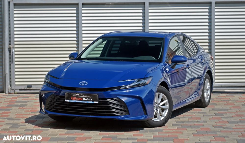 Toyota Camry Business Edition - 1