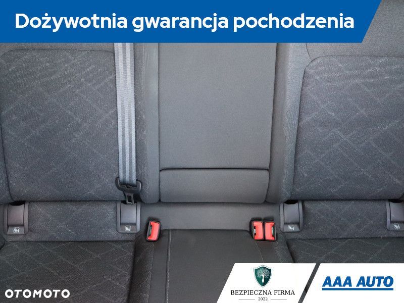 Volkswagen Golf - 12