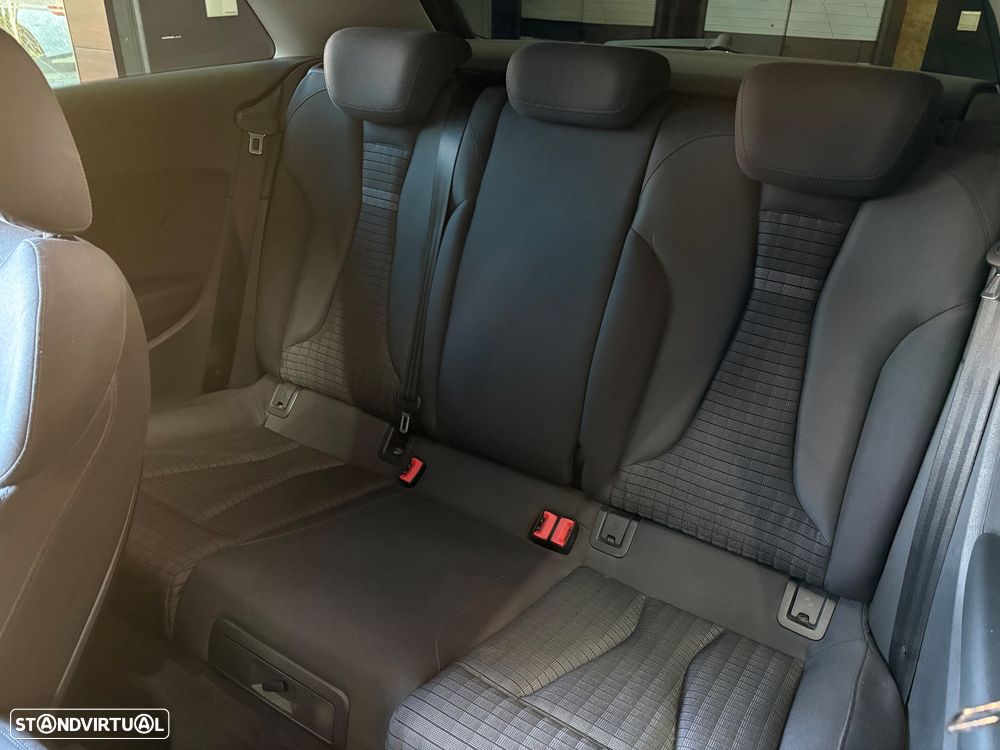 Audi A3 2.0 TDI Design - 36