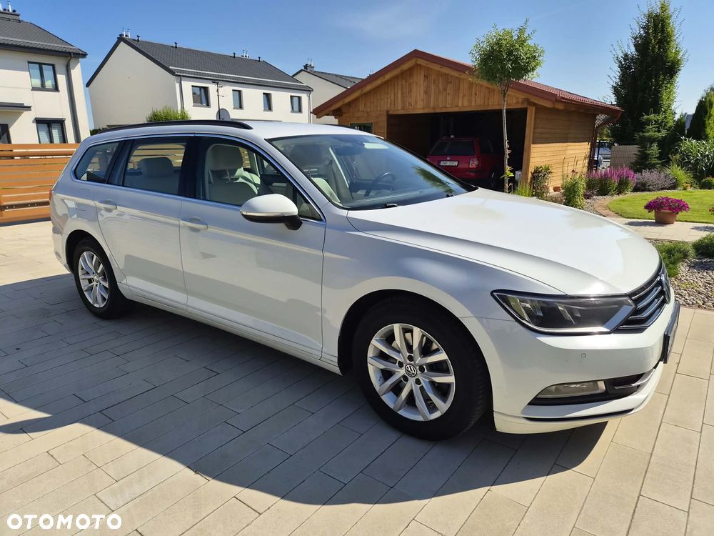 Volkswagen Passat 1.6 TDI BMT Comfortline - 11