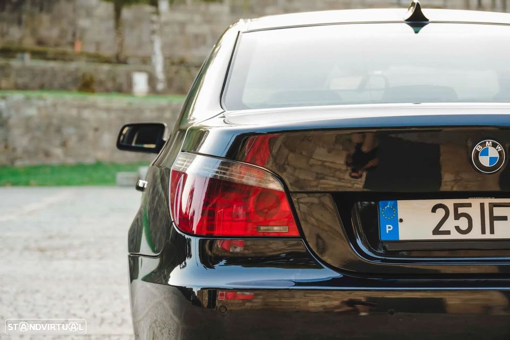 BMW 520 dA Touring Executive - 45