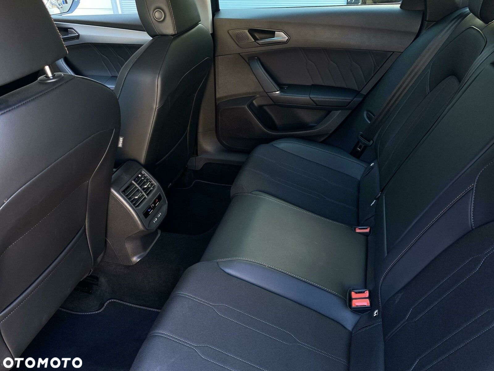 Cupra Leon 1.5 eTSI DSG - 15
