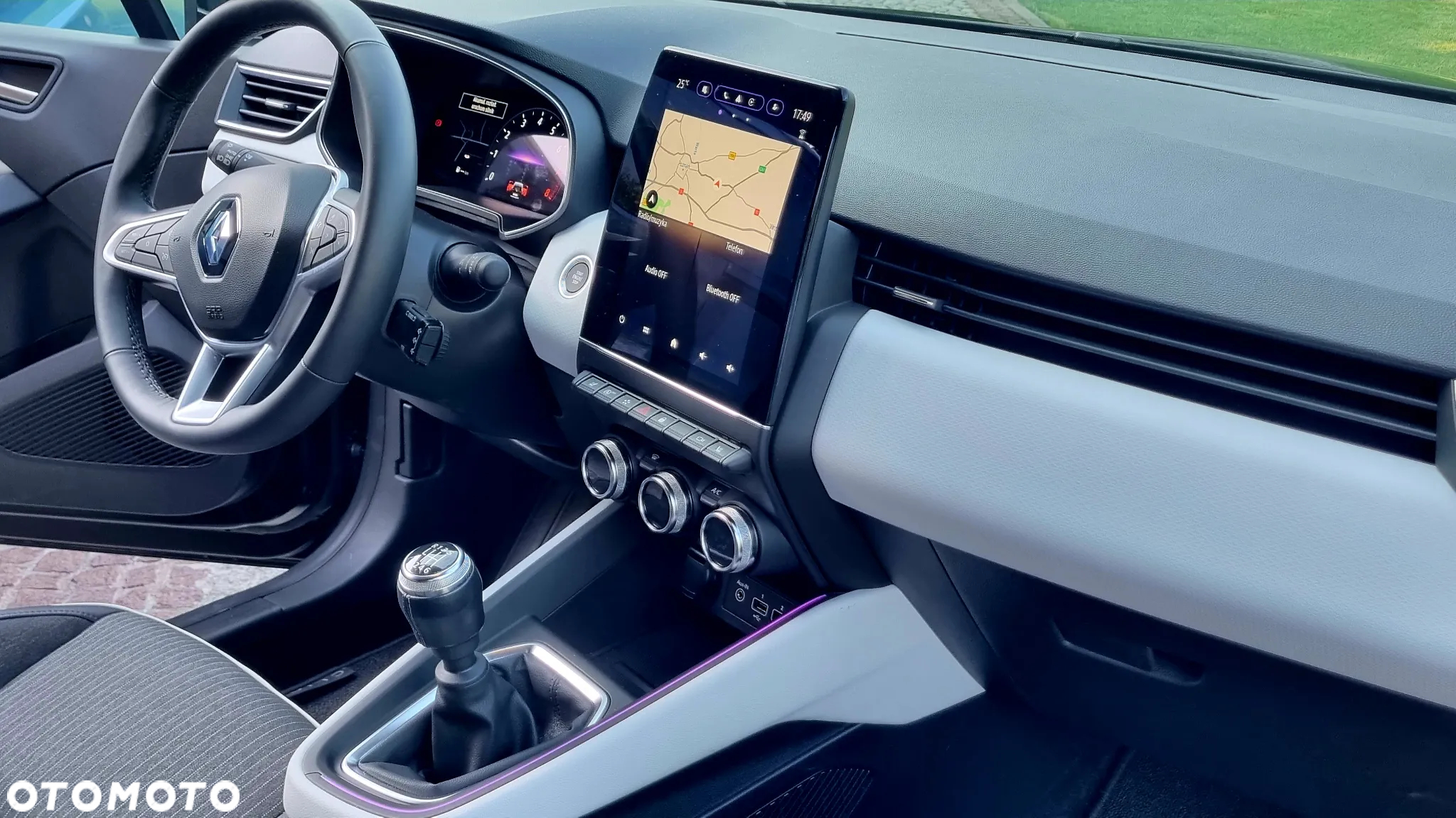 Renault Clio TCe 90 TECHNO - 9