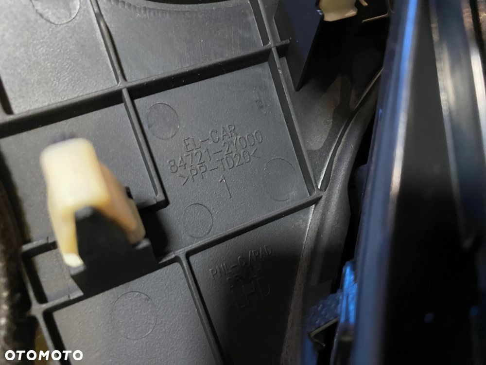 Kratka nawiewu plastik deski 84721-2Y000 Hyundai IX35 OE - 4