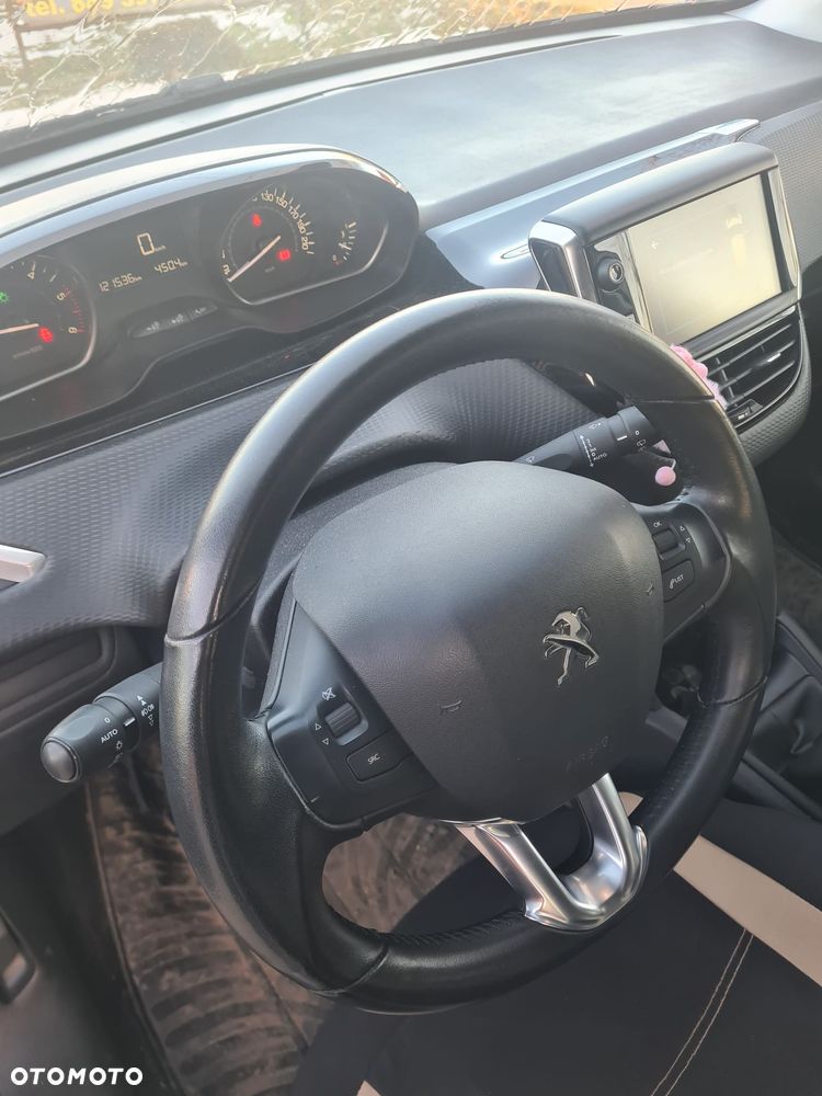 Peugeot 208 BlueHDi 100 Active - 9