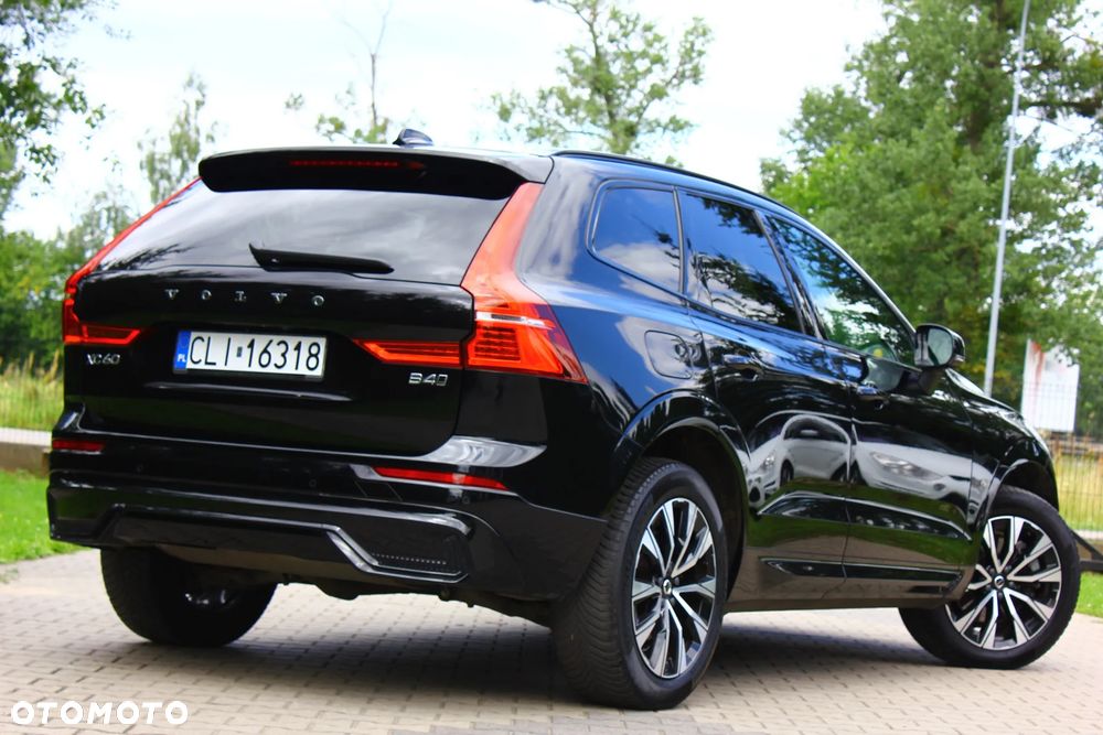 Volvo XC 60 B4 D AWD Plus Dark - 10