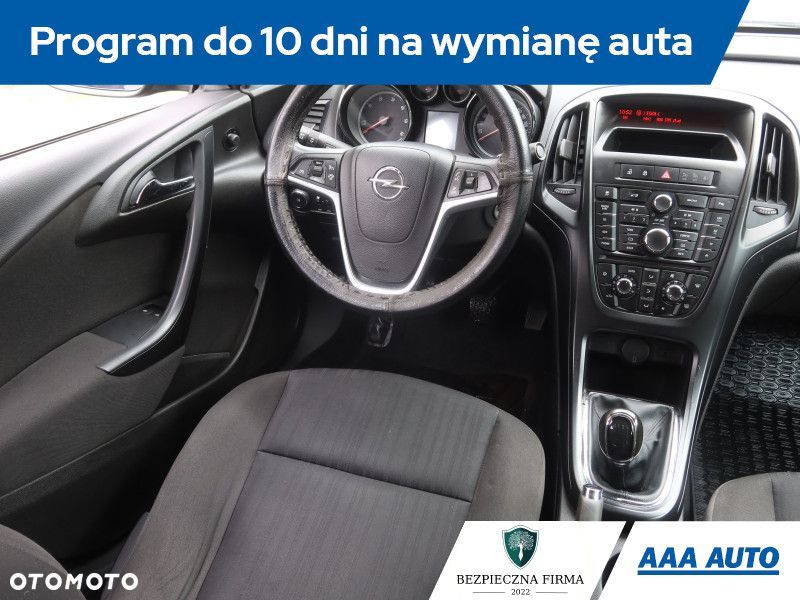 Opel Astra - 9