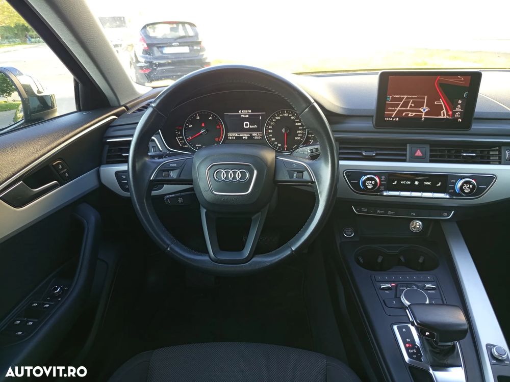 Audi A4 40 TDI S tronic - 14