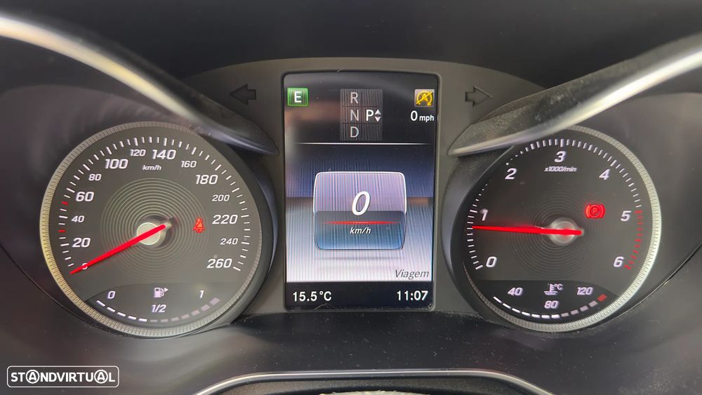 Mercedes-Benz C 220 d Coupe 9G-TRONIC AMG Line - 9