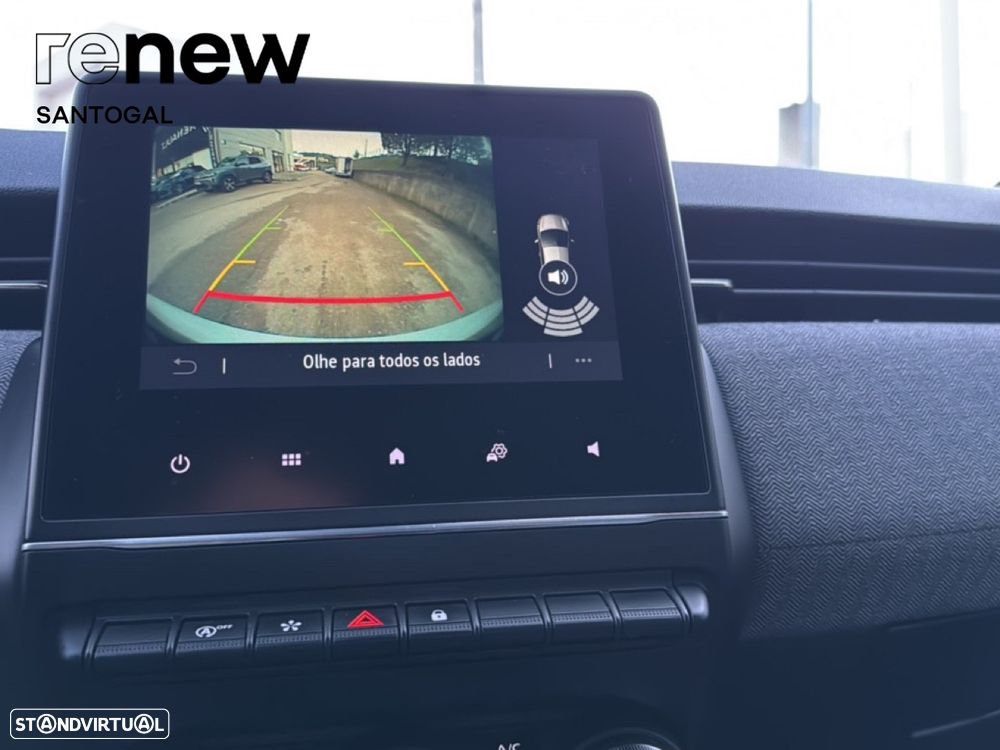 Renault Clio 1.0 TCe Techno - 24