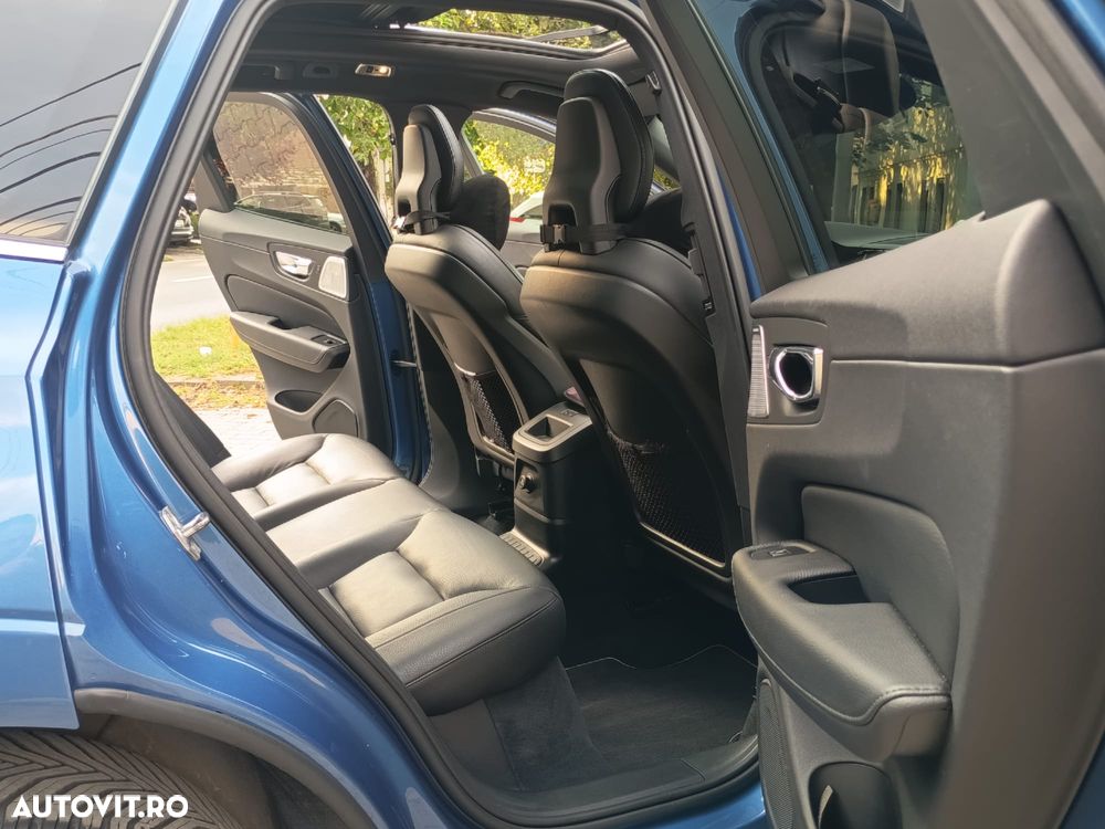 Volvo XC 60 - 8