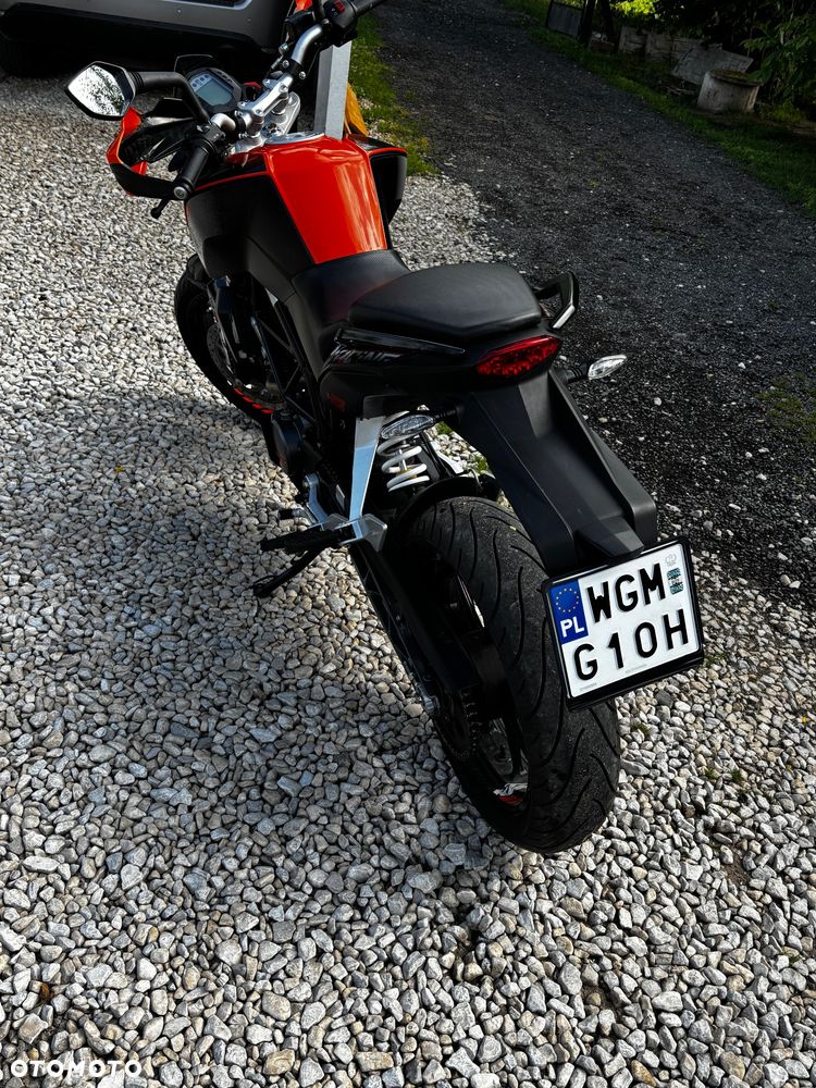KTM Duke 125 - 13