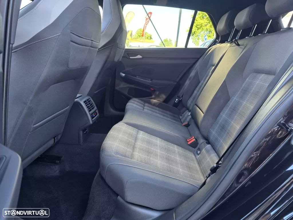 VW Golf 2.0 TDI GTD DSG - 22