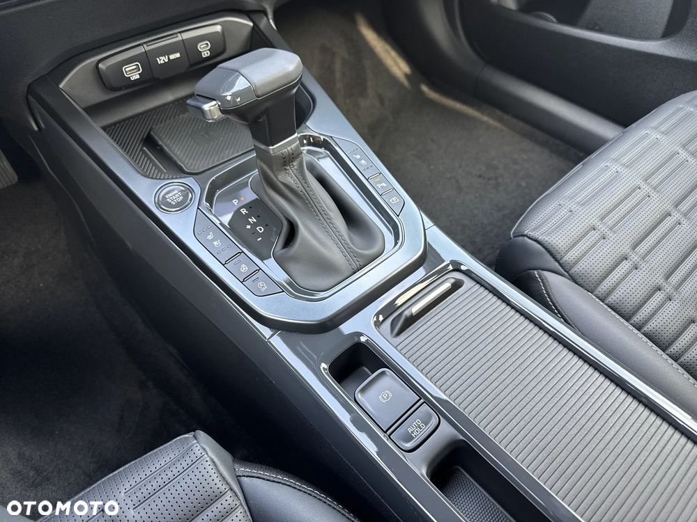 Kia XCeed 1.6 T-GDI Business Line DCT - 18
