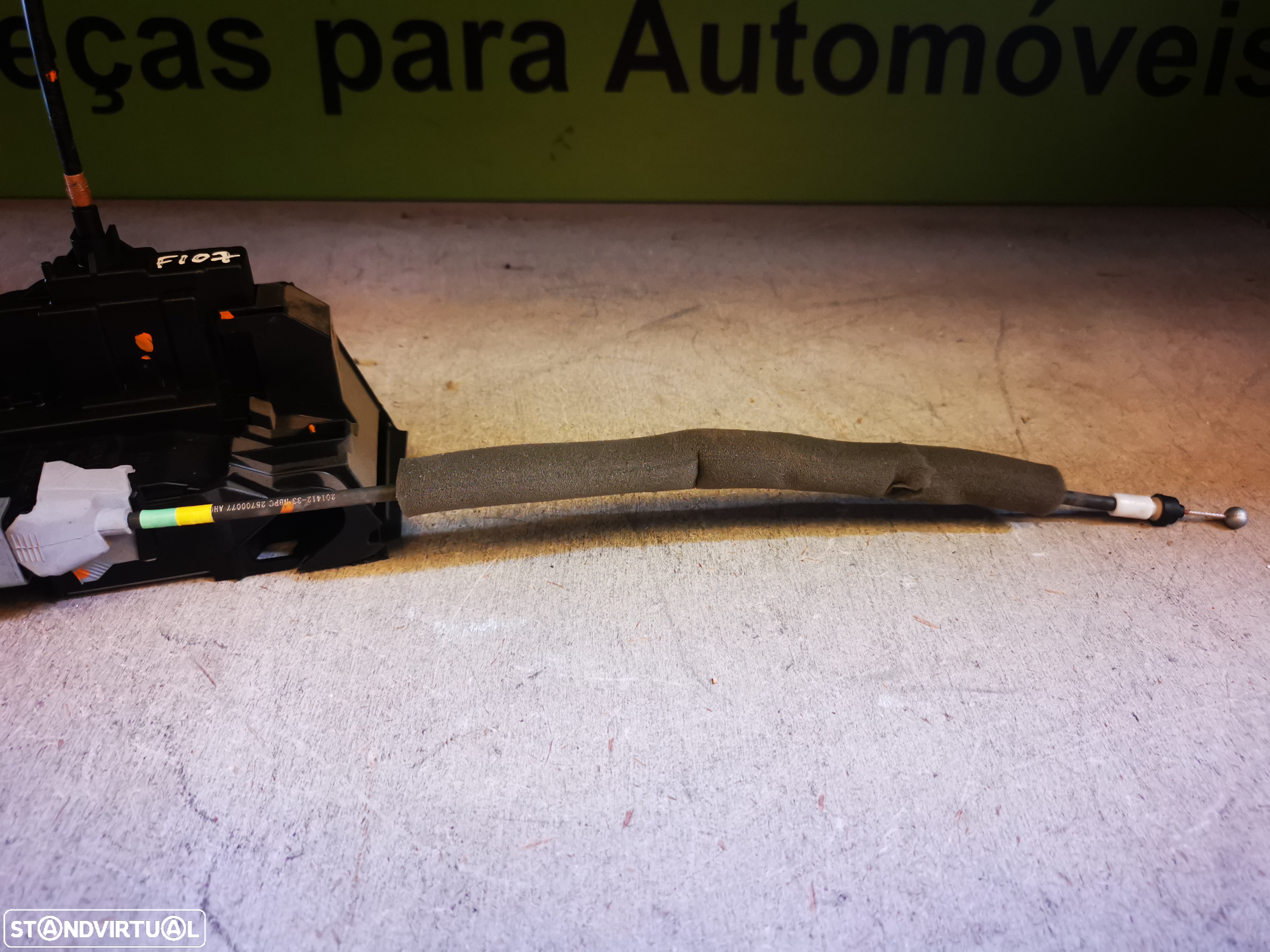NISSAN JUKE FECHADURA PORTA TRÁS ESQUERDA - F107 - 3