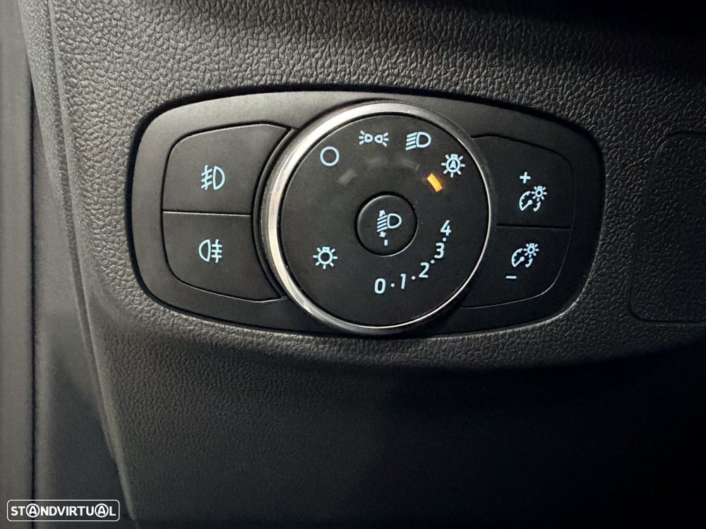 Ford Focus 1.0 EcoBoost Titanium Aut. - 23