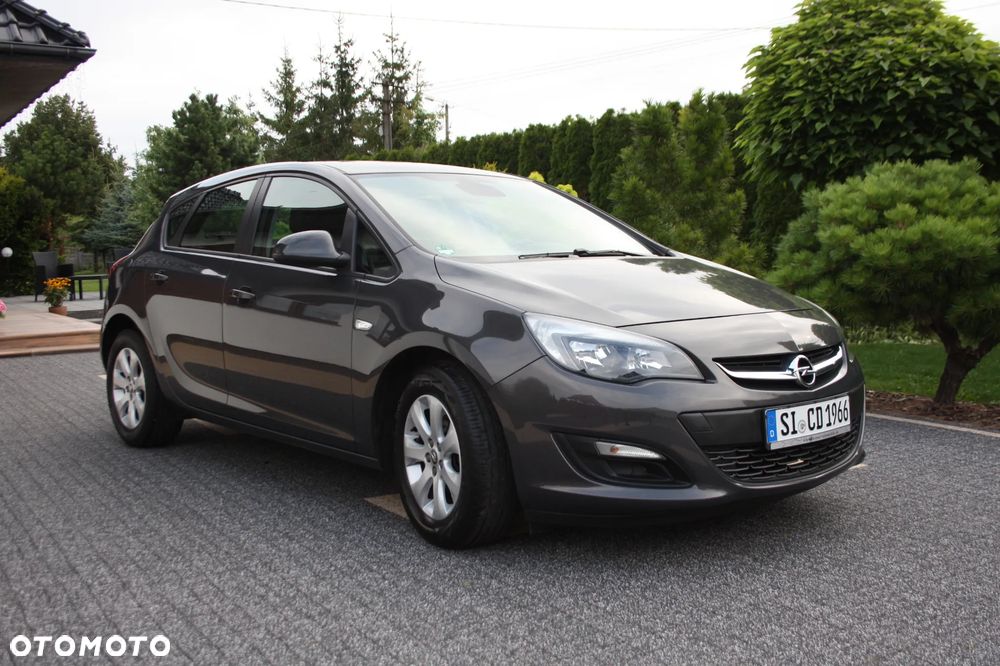 Opel Astra 1.4 Turbo Design Edition - 36