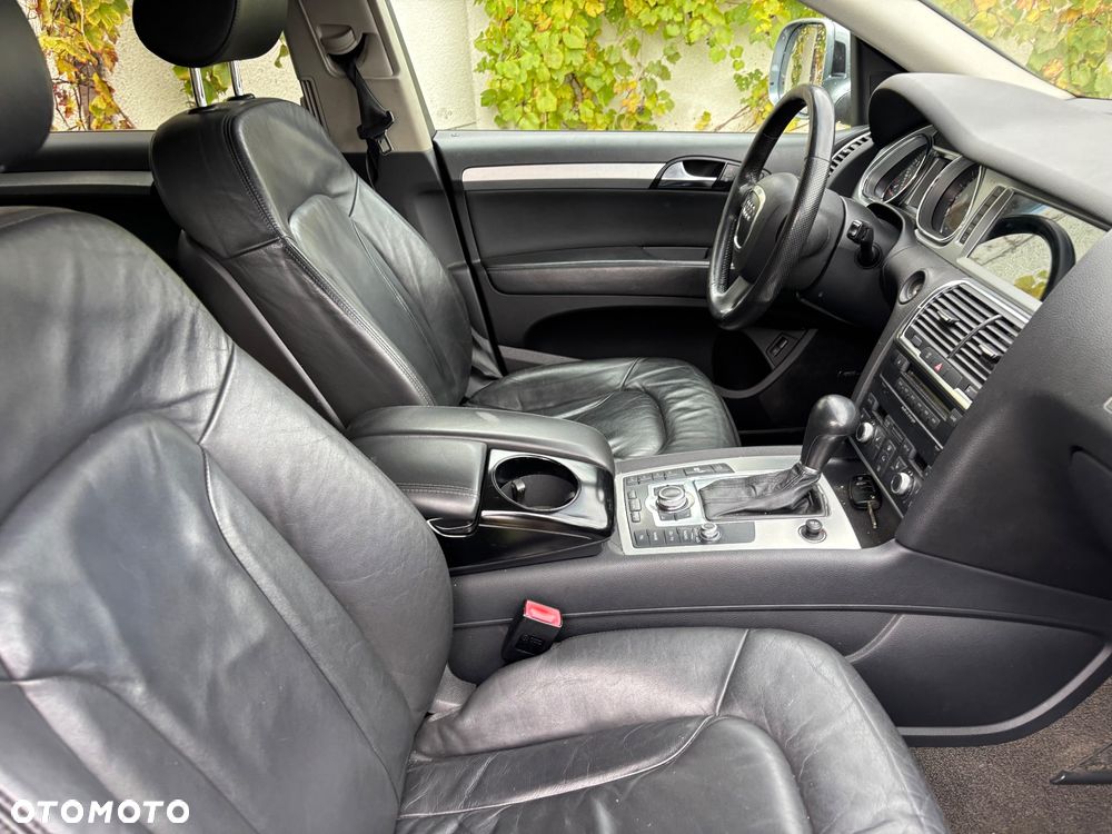Audi Q7 4.2 FSI Quattro Tiptronic - 12