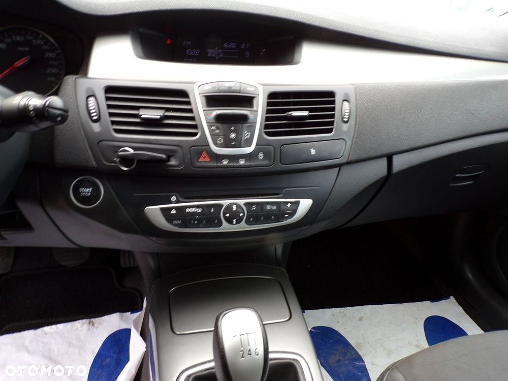 Renault Laguna - 17