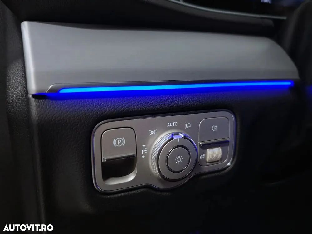 Mercedes-Benz GLE 350 e 4Matic 9G-TRONIC AMG Line - 13