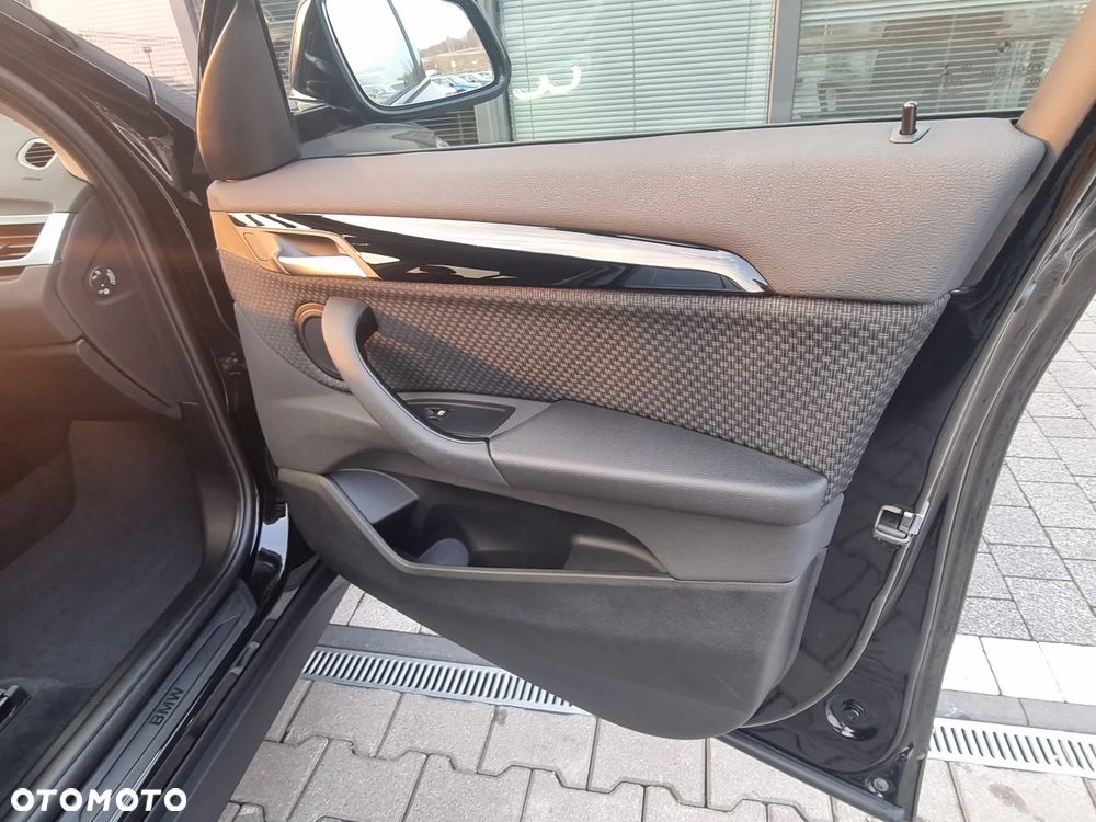 BMW X1 xDrive20d Advantage sport - 28