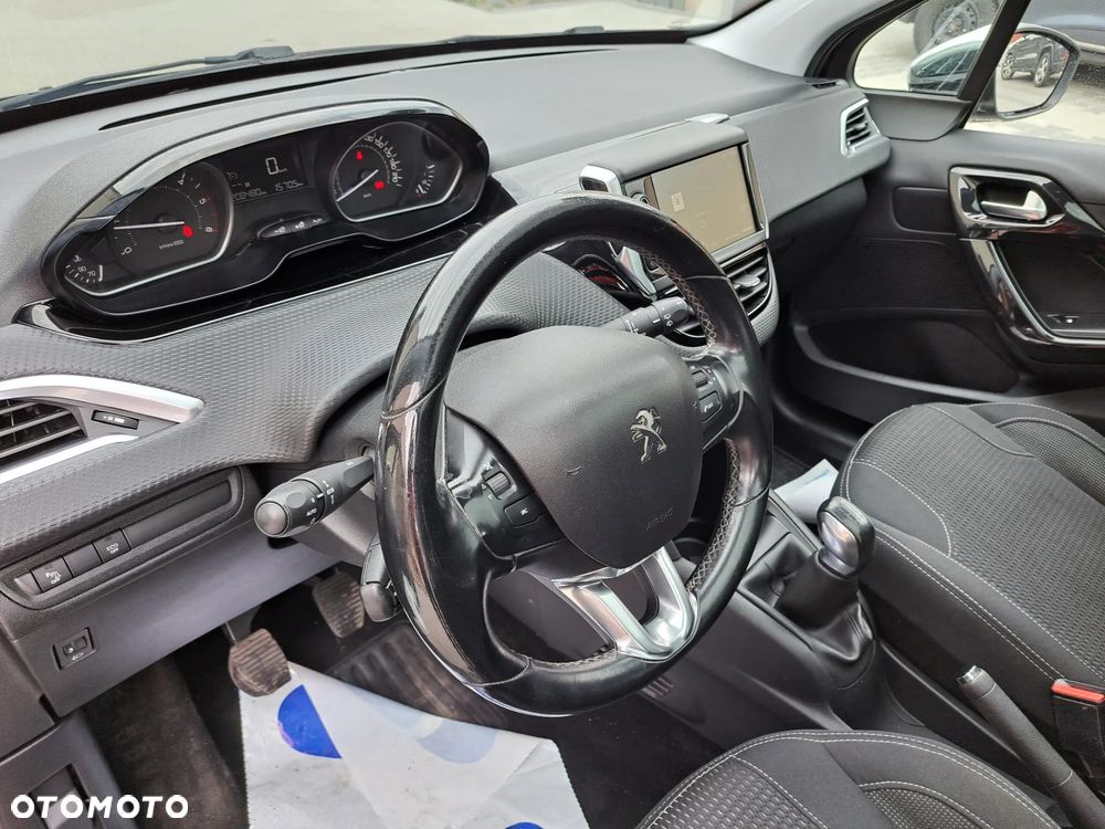 Peugeot 208 1.6 BlueHDi Active S&S - 5