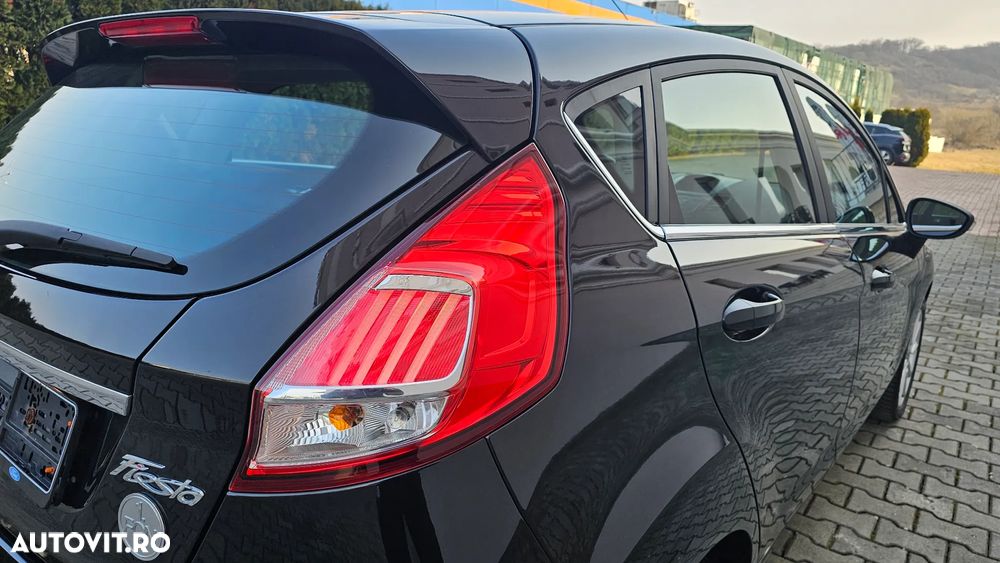 Ford Fiesta 1.0 EcoBoost Start-Stop Titanium - 24