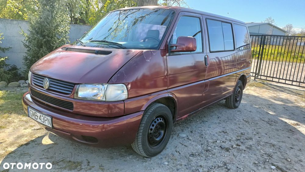 Volkswagen Caravelle - 16