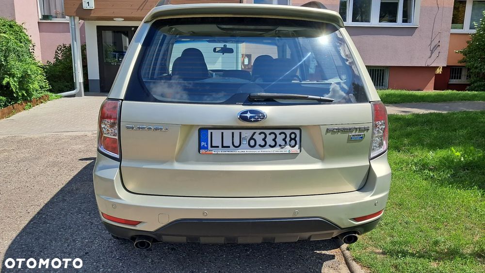 Subaru Forester 2.0D XC 000 - 9