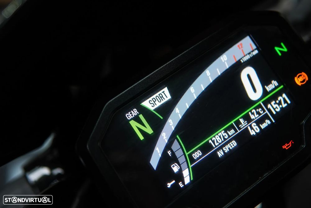 Kawasaki ZR 900 Akrapovic Full Titanium - 54