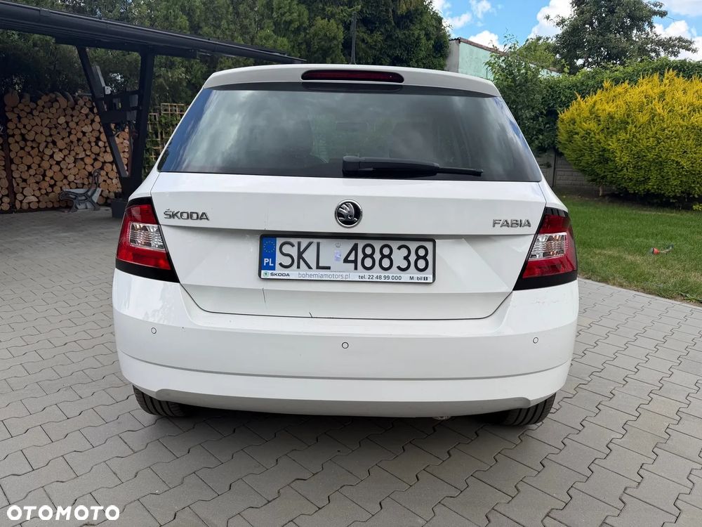 Skoda Fabia 1.0 Ambition - 11