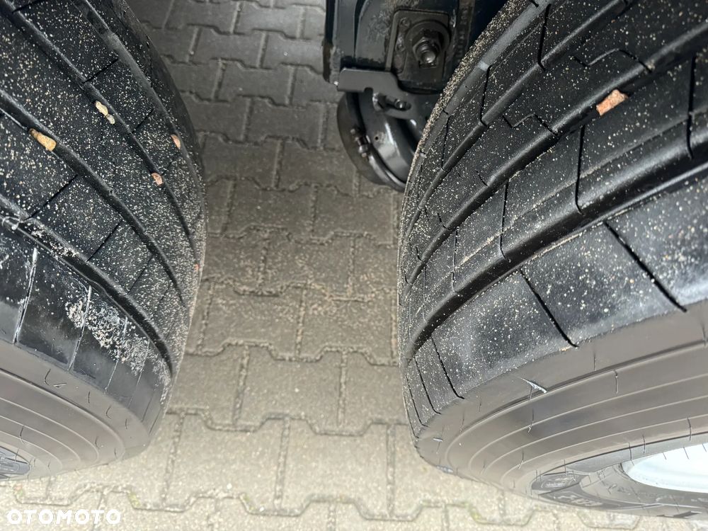 Krone Multitemp. ,Thermo King SLX Spectrum, AMAZON - 26