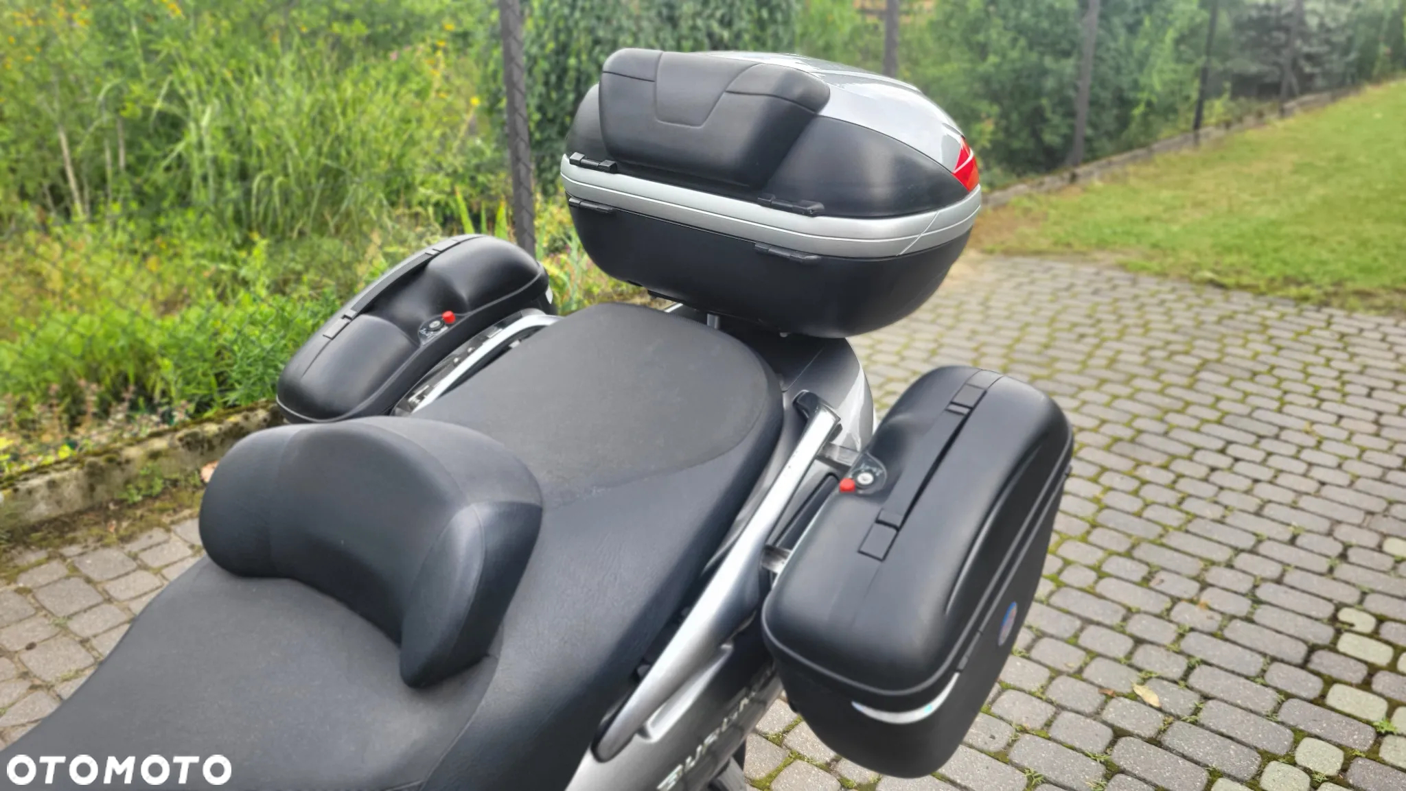 Suzuki Burgman - 12