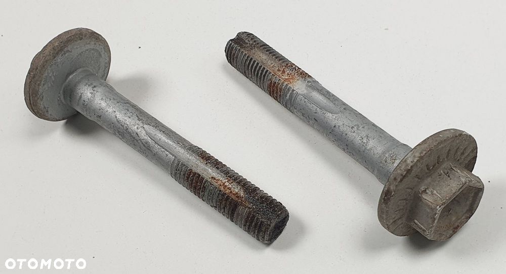 ŚRUBA MIMOŚRODOWA MERCEDES W176 W246 - 1