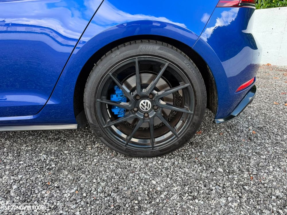 VW Golf R 4Motion (BlueMotion ) DSG - 12