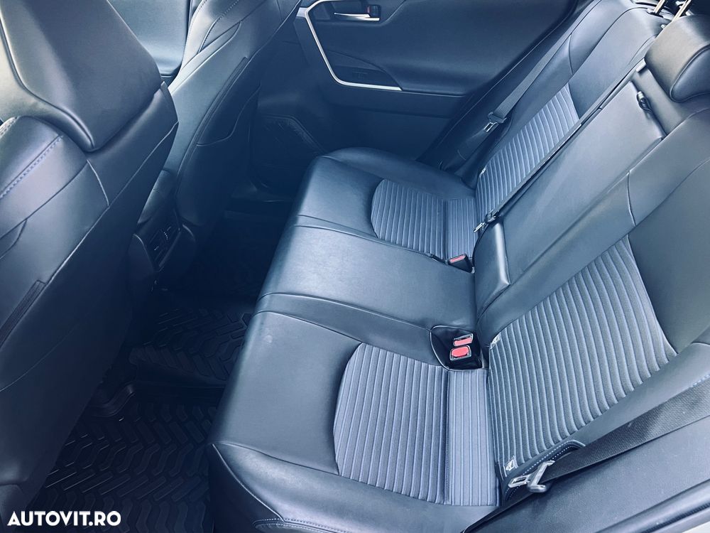 Toyota RAV4 2.5 4x4 Style Selection - 19