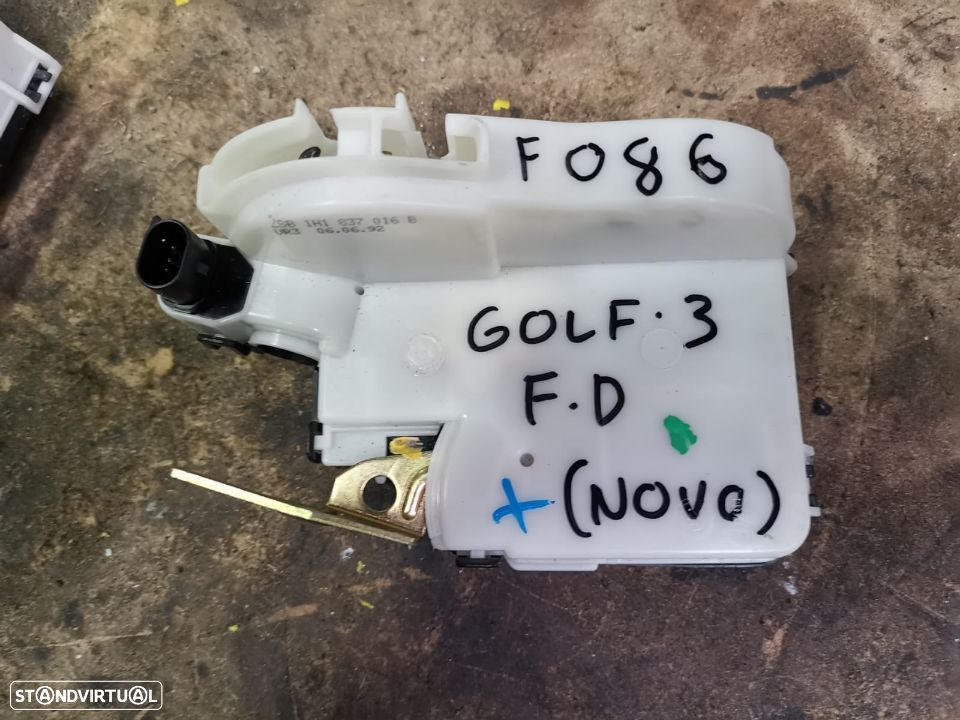 VW GOLF 3 / III FECHADURA FRENTE DIREITA  F086 - 1