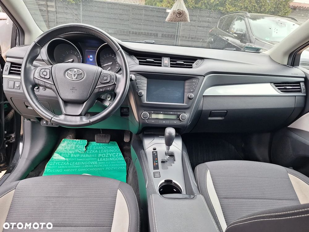 Toyota Avensis 1.8 Premium MS - 7