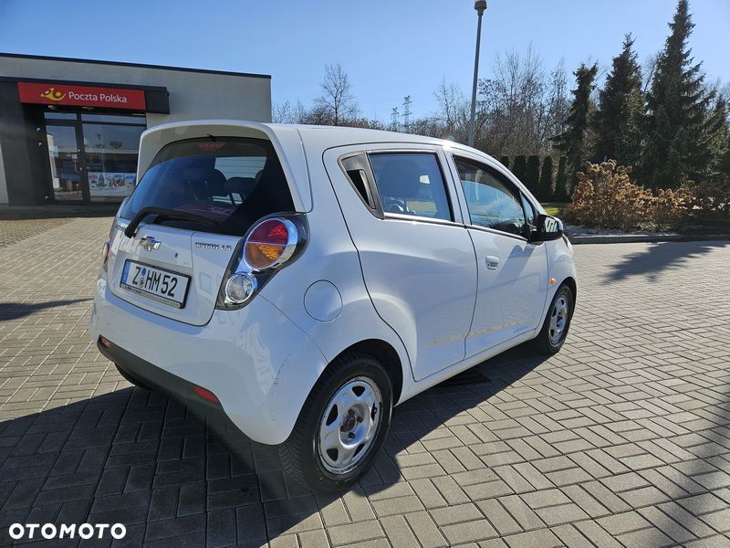 Chevrolet Spark 1.0 LS+ Design - 18