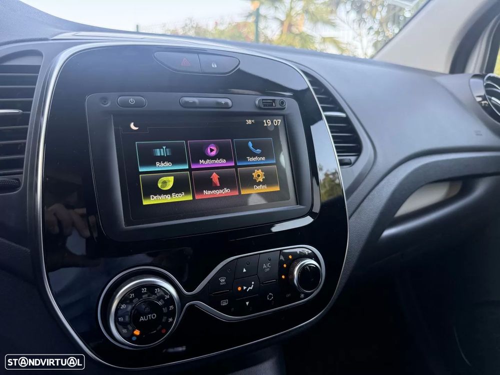 Renault Captur 1.0 TCe Exclusive - 16