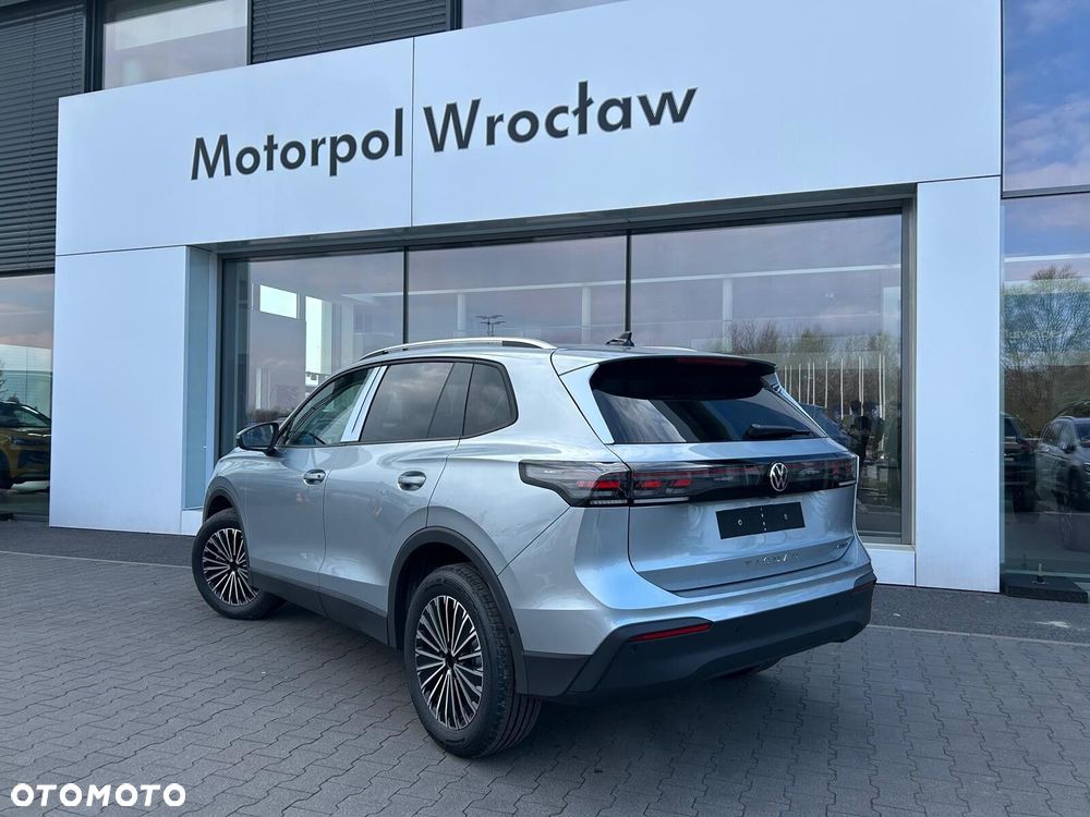 Volkswagen Tiguan - 3