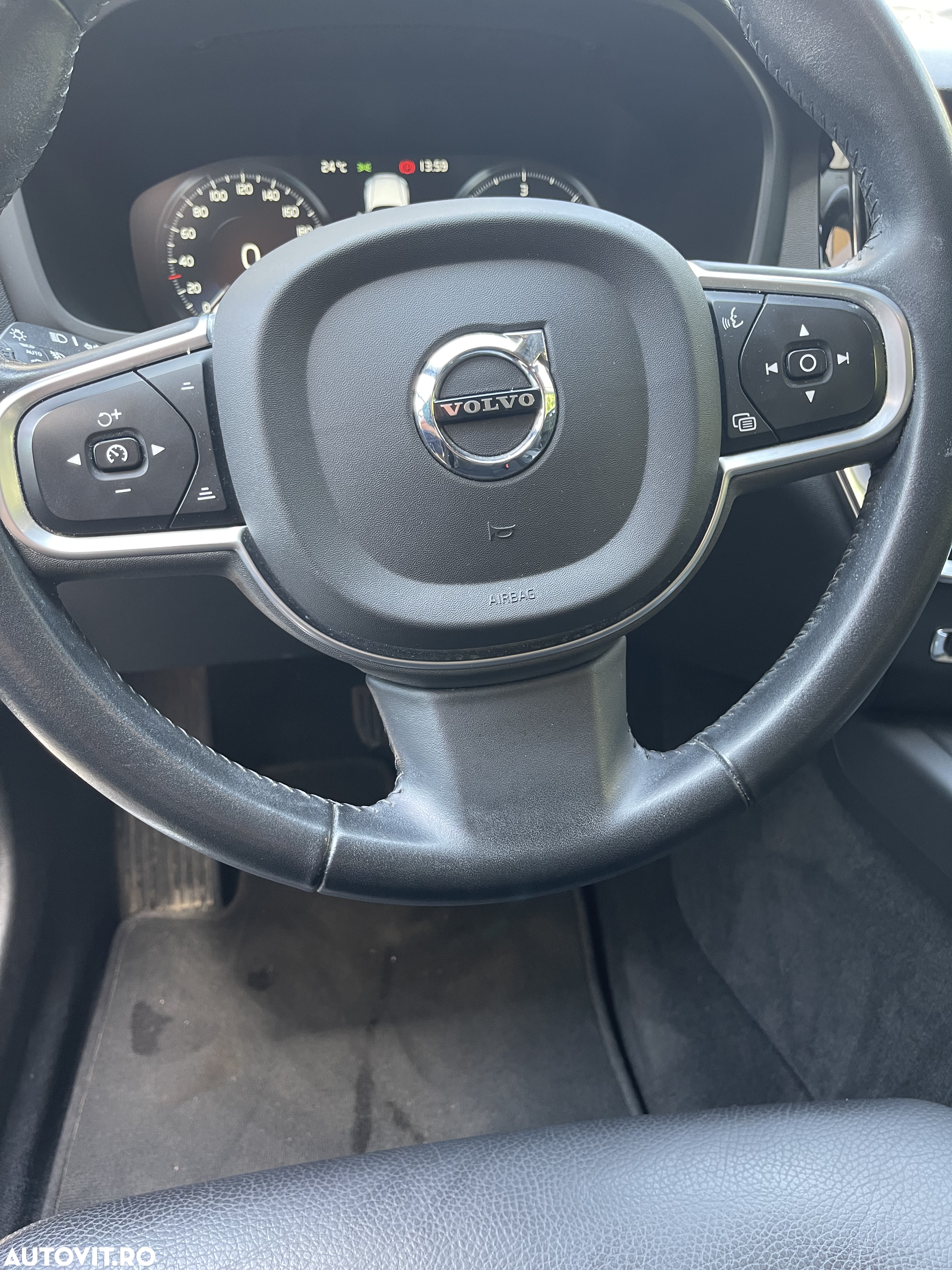 Volvo V60 D4 AWD Momentum - 13