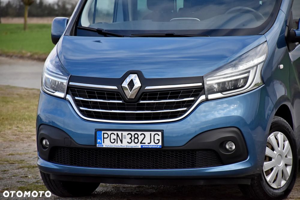 Renault Trafic 2019 photo 2