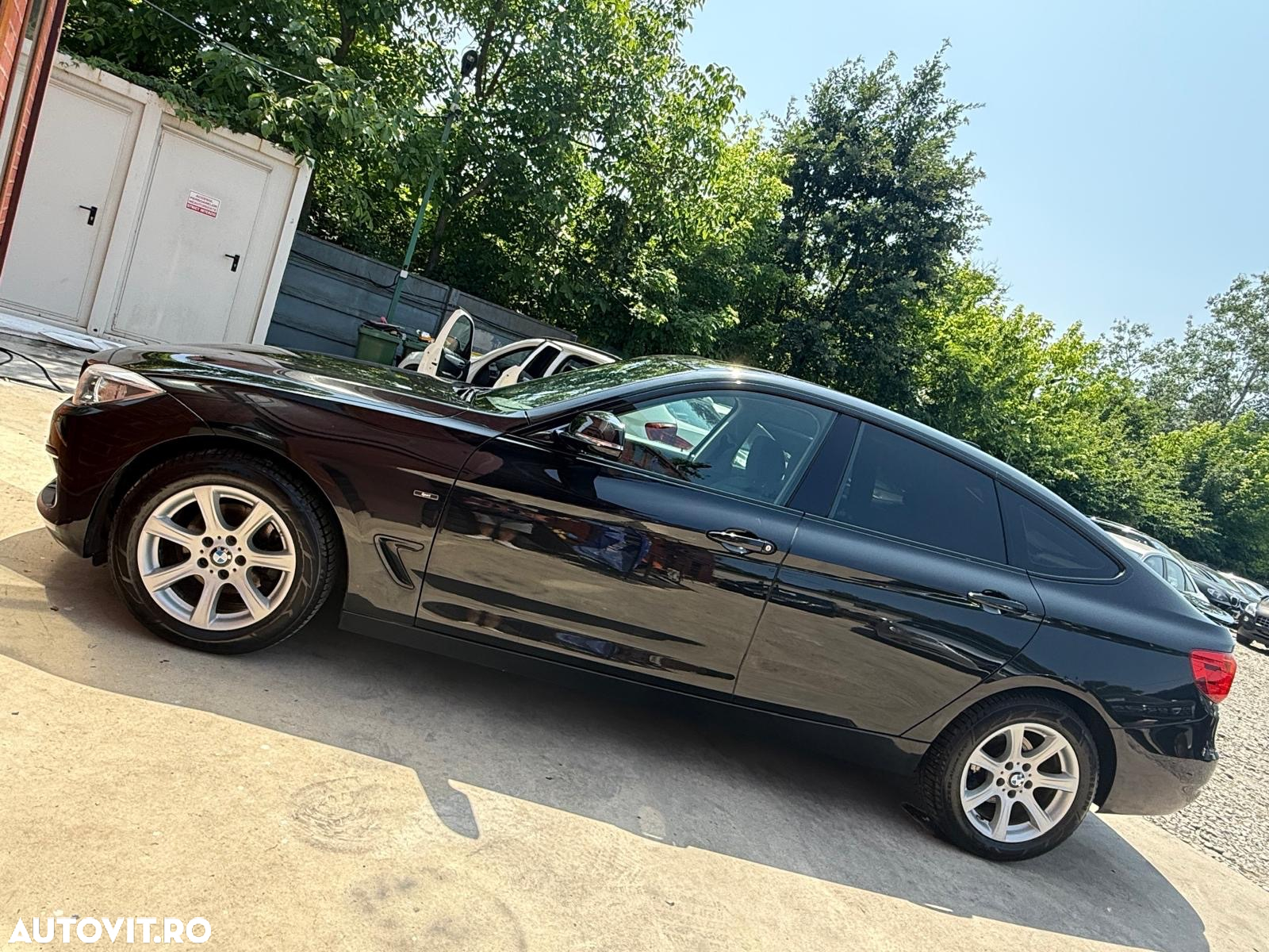 BMW Seria 3 320d xDrive GT Aut. Luxury Line - 30
