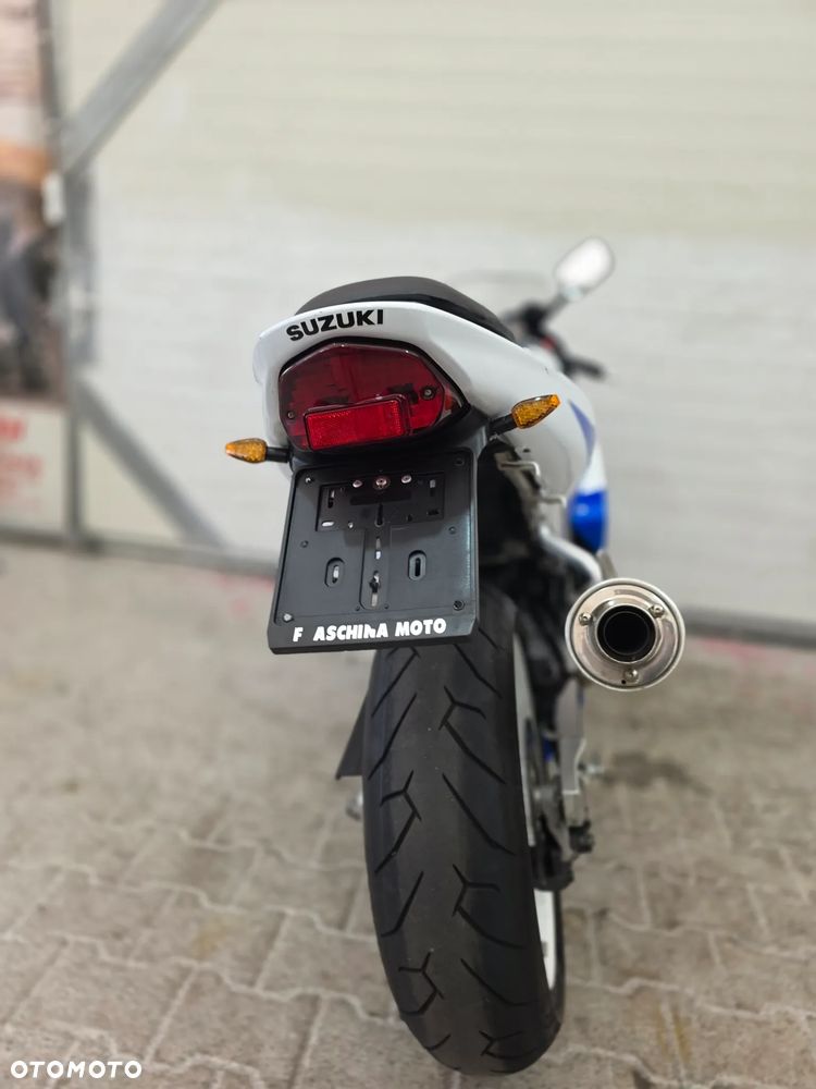 Suzuki GSX-R - 34