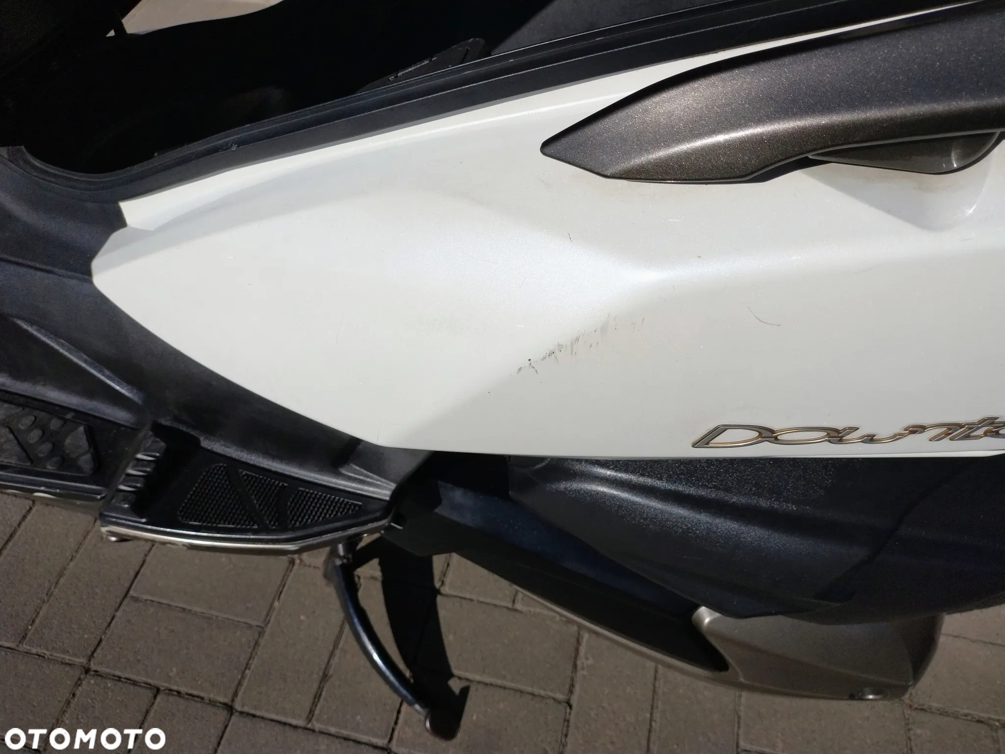 Kymco Downtown - 18